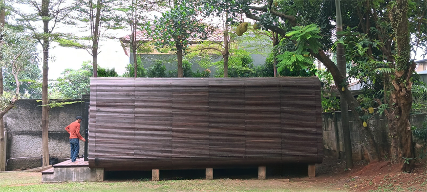 Logo 528><span class=